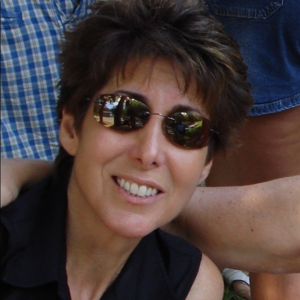 Meet your Posher, Elaine